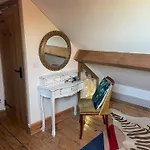 Country Hot Tub With Gazebo Peaceful Holiday home *