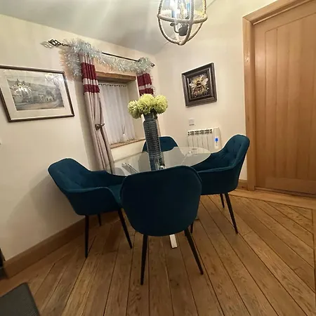 펜션 Country Hot Tub With Gazebo Peaceful *